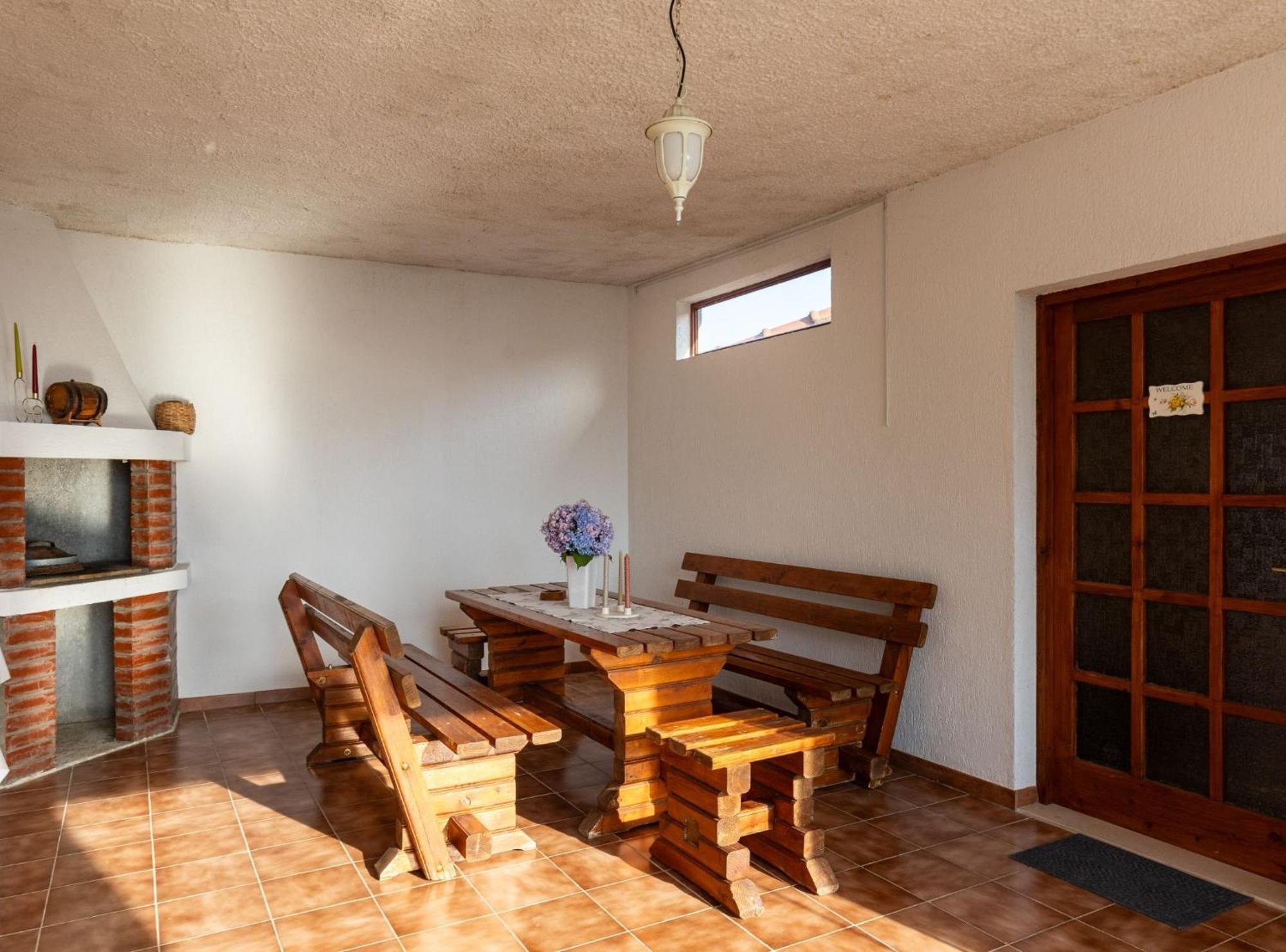 Villa Source With Private Pool Pridvorje 외부 사진